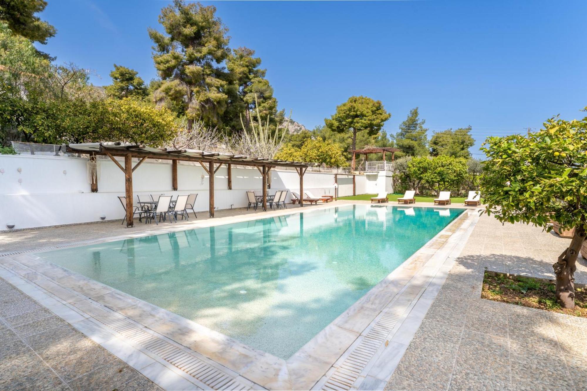 Villa The House Of Gratitude - Poolside Retreat Loutra Elenis Exterior foto
