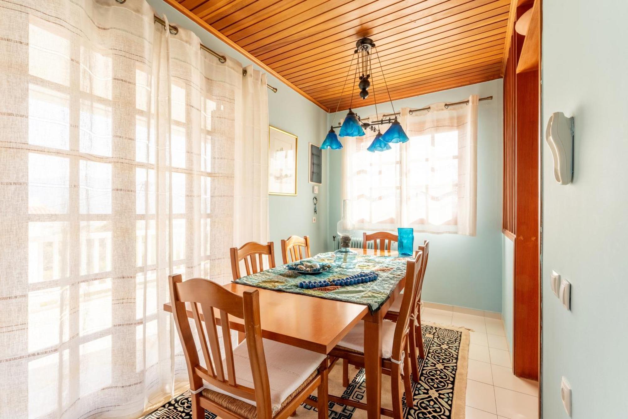 Villa The House Of Gratitude - Poolside Retreat Loutra Elenis Exterior foto