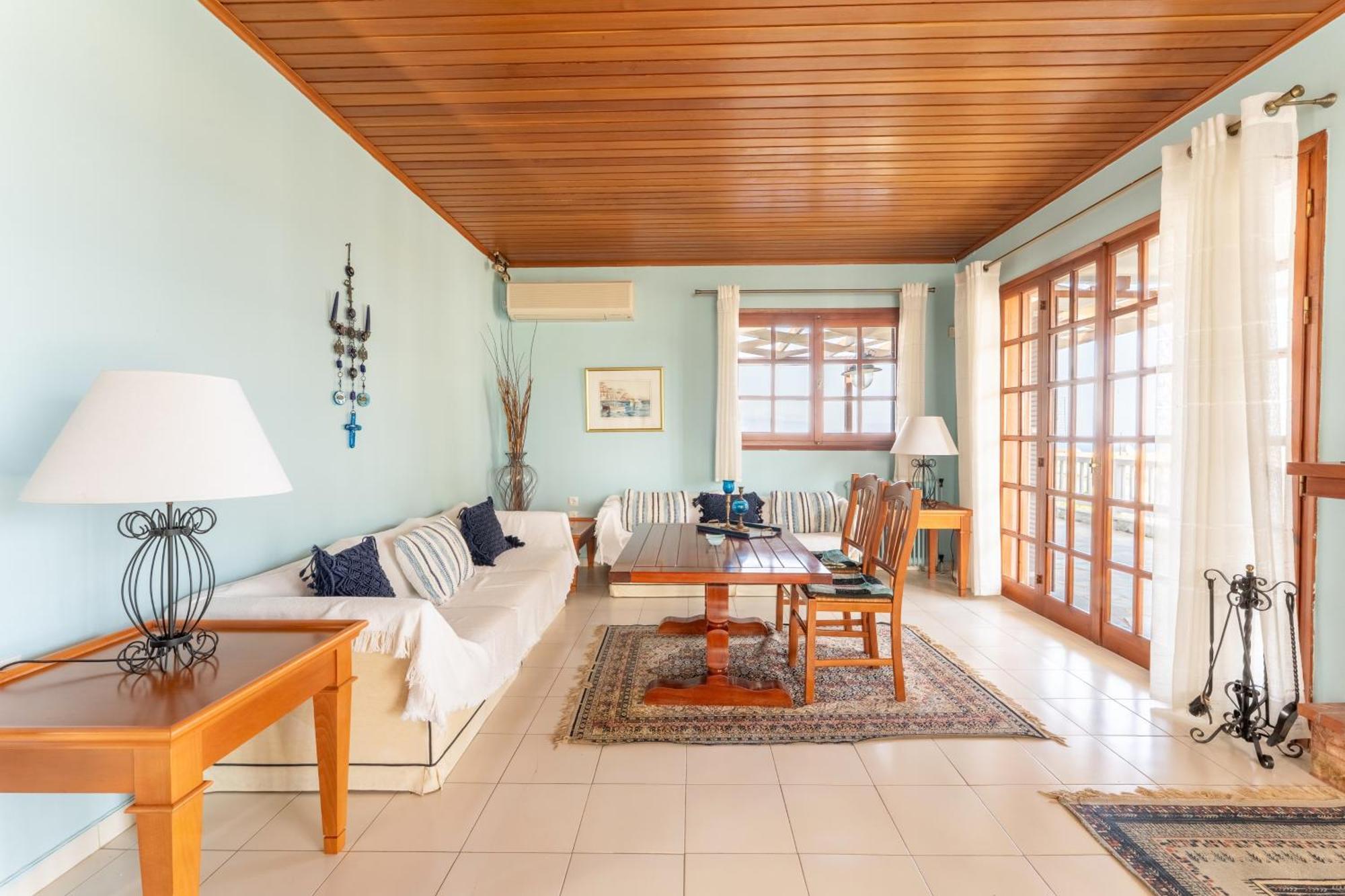 Villa The House Of Gratitude - Poolside Retreat Loutra Elenis Exterior foto
